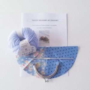 Kit DIY Porte-monnaie au crochet coloris bleu ciel